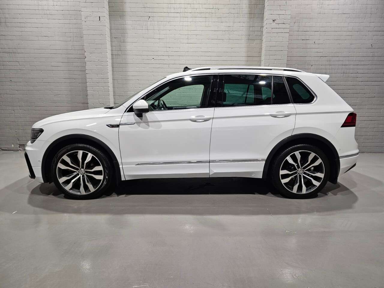 2020 VOLKSWAGEN TIGUAN 2020 VOLKSWAGEN TIGUAN
