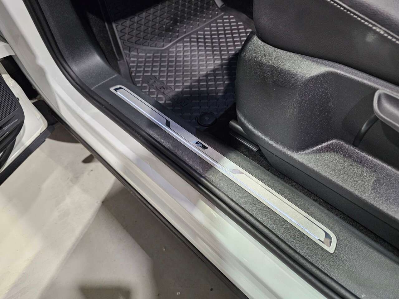 2020 VOLKSWAGEN TIGUAN 2020 VOLKSWAGEN TIGUAN