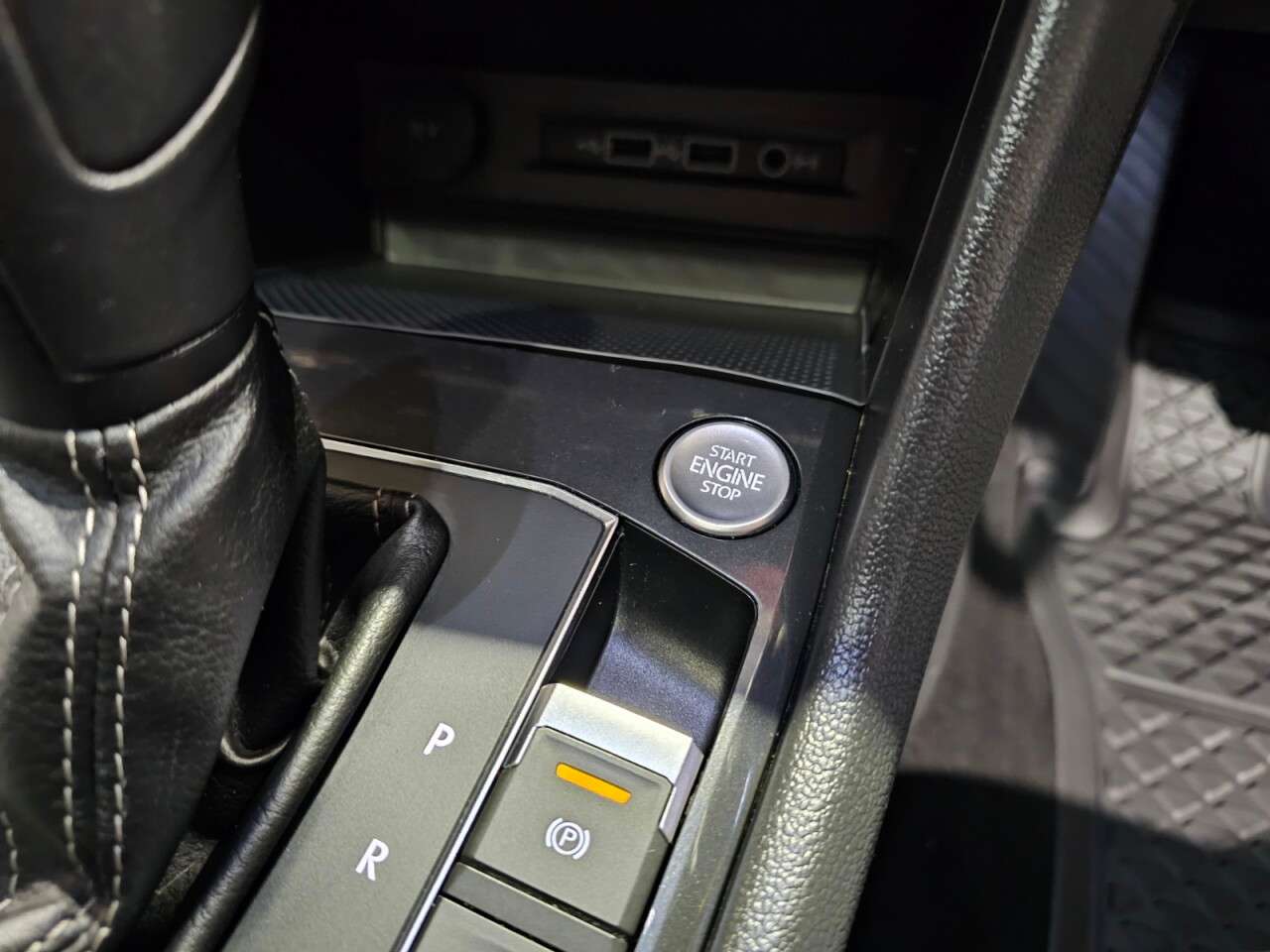 2020 VOLKSWAGEN TIGUAN 2020 VOLKSWAGEN TIGUAN