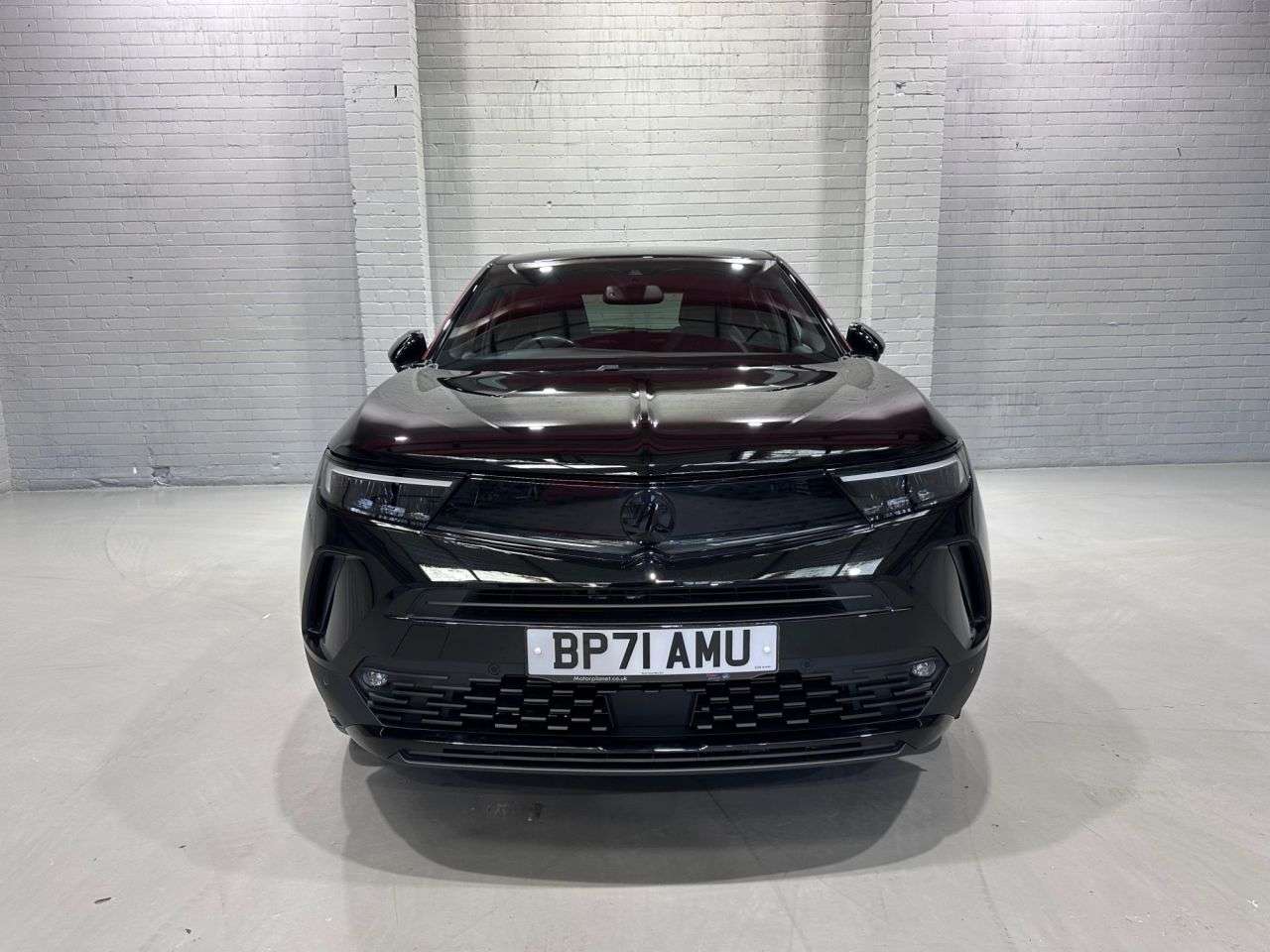 A 2022 VAUXHALL MOKKA ELECTRIC 50kWh SRi Premium SUV 5dr Electric Auto (136 ps) A 2022 VAUXHALL MOKKA ELECTRIC 50kWh SRi Premium SUV 5dr Electric Auto (136 ps)