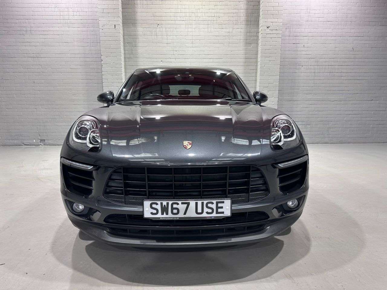 A 2017 PORSCHE MACAN 3.0 TD V6 S SUV 5dr Diesel PDK 4WD Euro 6 (s/s) (258 ps) A 2017 PORSCHE MACAN 3.0 TD V6 S SUV 5dr Diesel PDK 4WD Euro 6 (s/s) (258 ps)