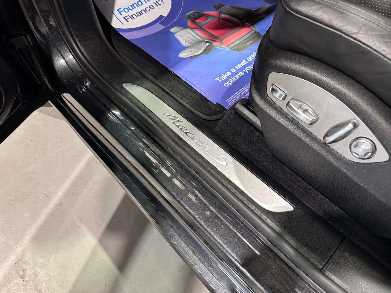 2017 PORSCHE MACAN 2017 PORSCHE MACAN