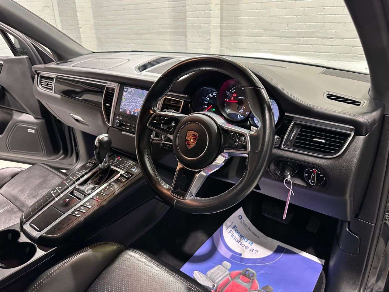 2017 PORSCHE MACAN 2017 PORSCHE MACAN