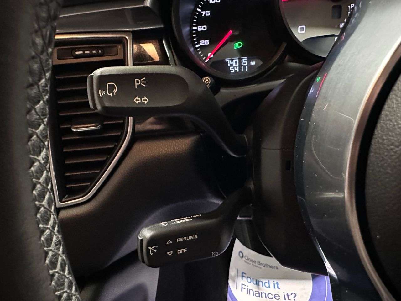 2017 PORSCHE MACAN 2017 PORSCHE MACAN