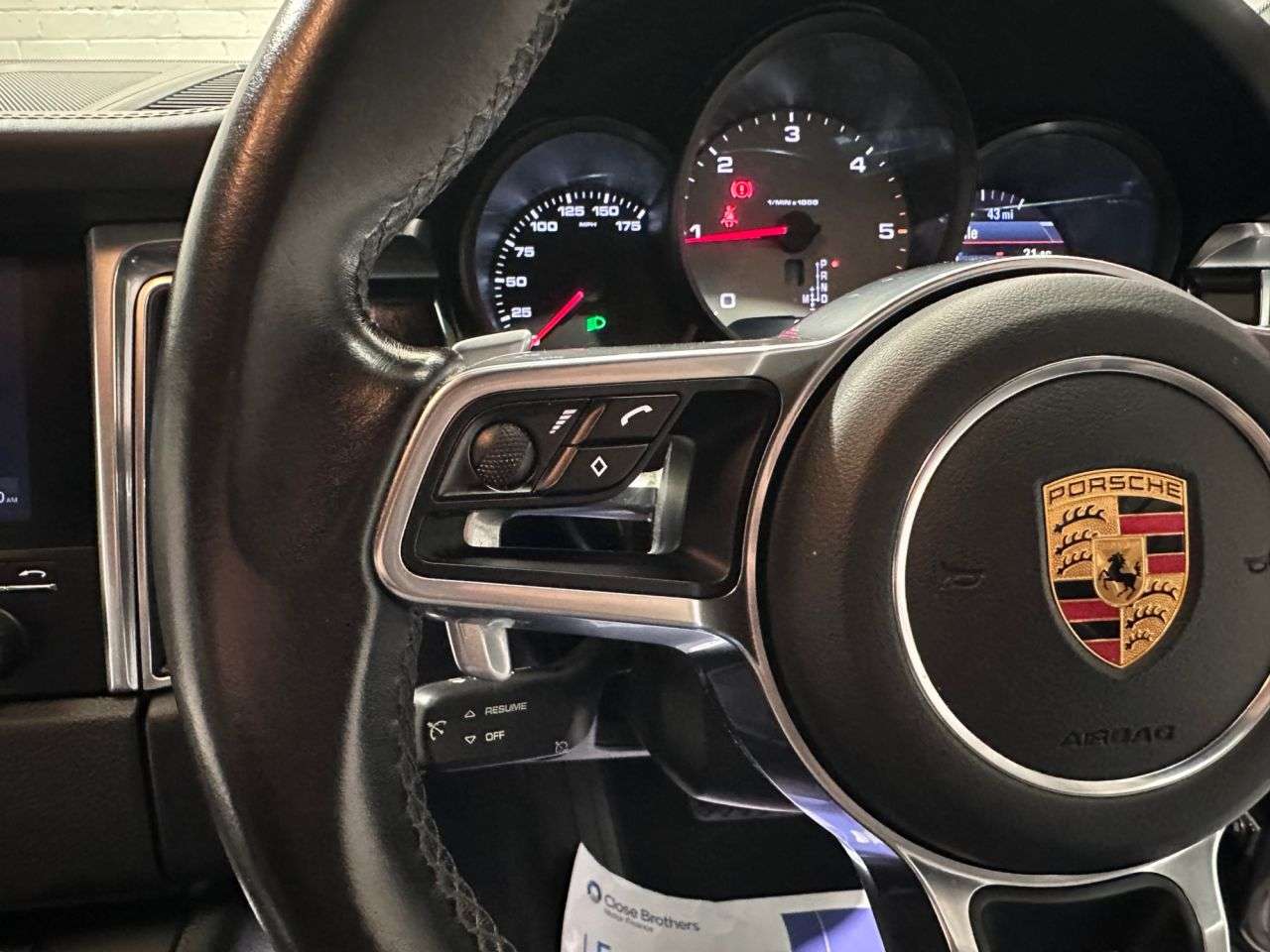 2017 PORSCHE MACAN 2017 PORSCHE MACAN