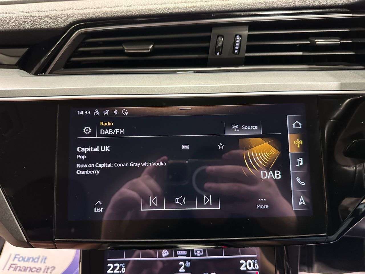 2021 AUDI E-TRON 2021 AUDI E-TRON