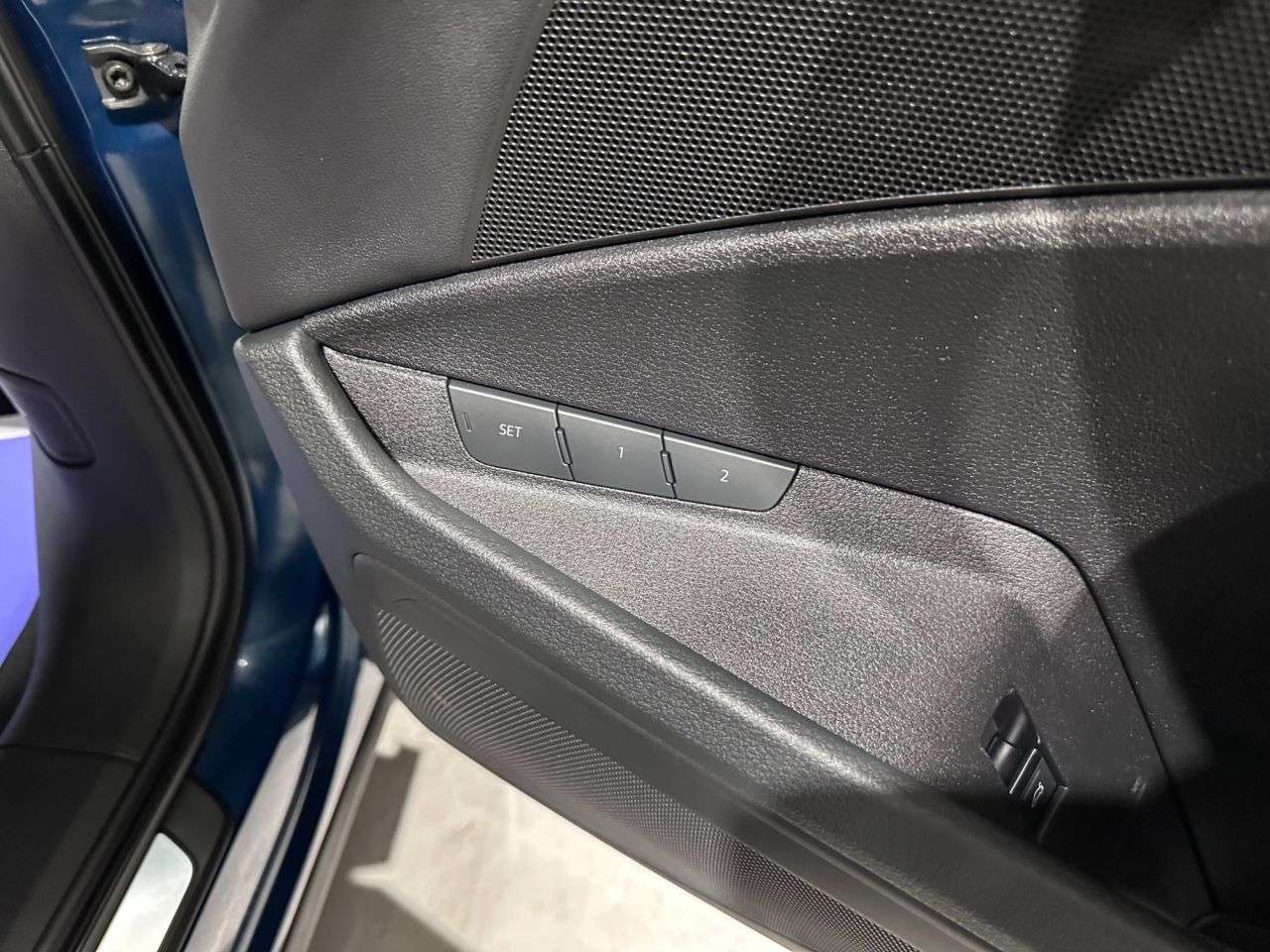 2021 AUDI E-TRON 2021 AUDI E-TRON