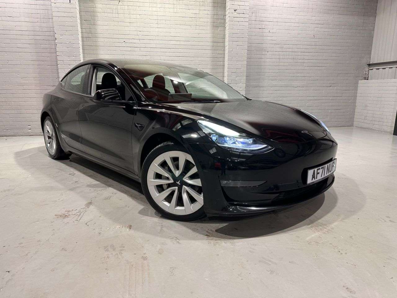 A 2021 TESLA MODEL 3 (Dual Motor) Long Range Saloon 4dr Electric Auto 4WDE (346 ps) A 2021 TESLA MODEL 3 (Dual Motor) Long Range Saloon 4dr Electric Auto 4WDE (346 ps)