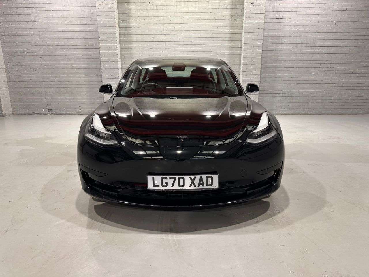 A 2020 TESLA MODEL 3 Standard Range Plus Saloon 4dr Electric Auto RWD (241 bhp) A 2020 TESLA MODEL 3 Standard Range Plus Saloon 4dr Electric Auto RWD (241 bhp)