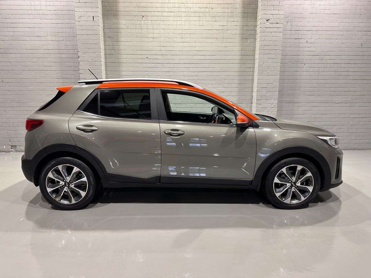 2018 KIA STONIC 2018 KIA STONIC
