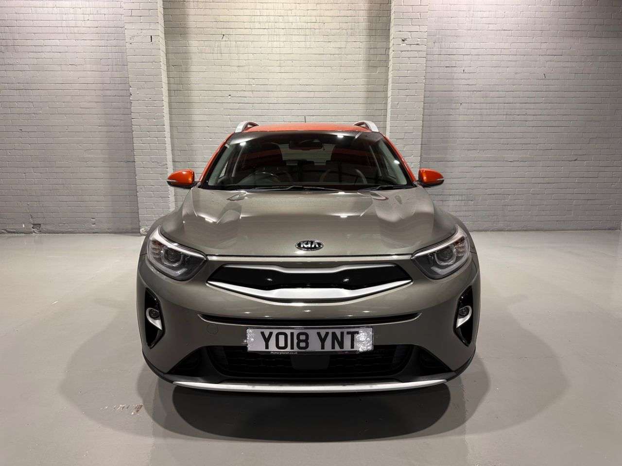 A 2018 KIA STONIC 1.6 CRDi First Edition SUV 5dr Diesel Manual Euro 6 (s/s) (108 bhp) A 2018 KIA STONIC 1.6 CRDi First Edition SUV 5dr Diesel Manual Euro 6 (s/s) (108 bhp)