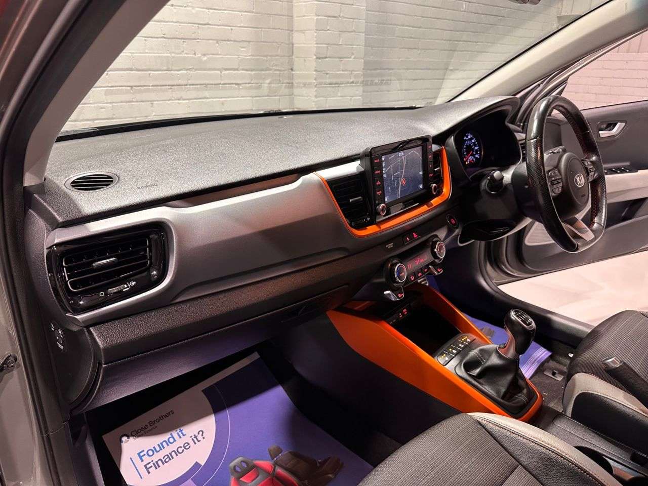 2018 KIA STONIC 2018 KIA STONIC