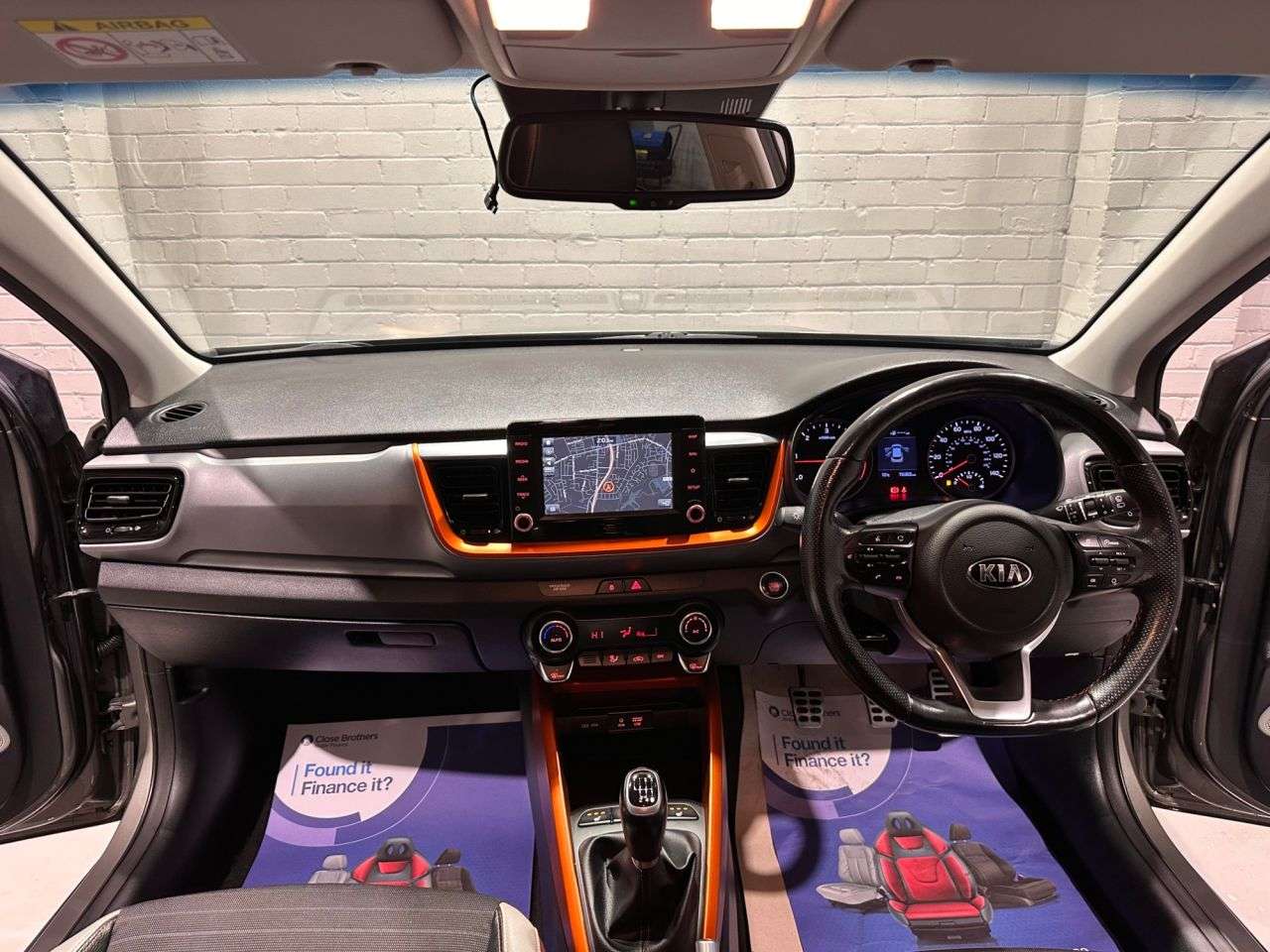 2018 KIA STONIC 2018 KIA STONIC