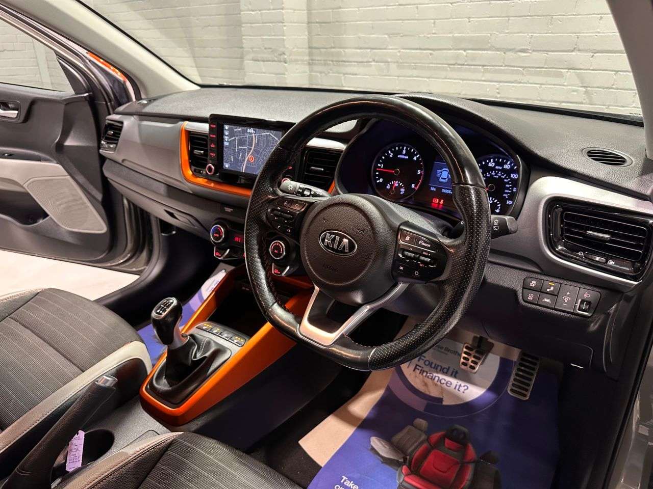 2018 KIA STONIC 2018 KIA STONIC