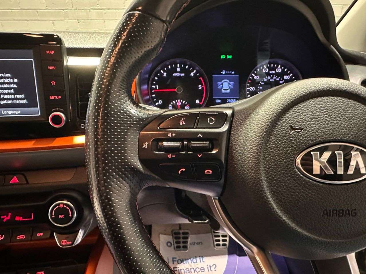 2018 KIA STONIC 2018 KIA STONIC