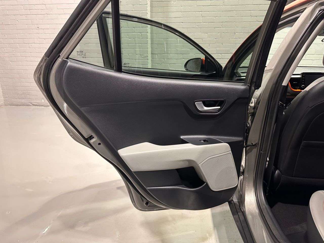 2018 KIA STONIC 2018 KIA STONIC