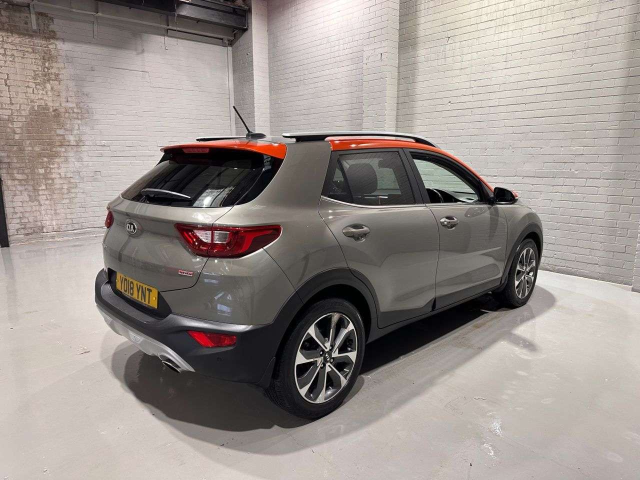 2018 KIA STONIC 2018 KIA STONIC