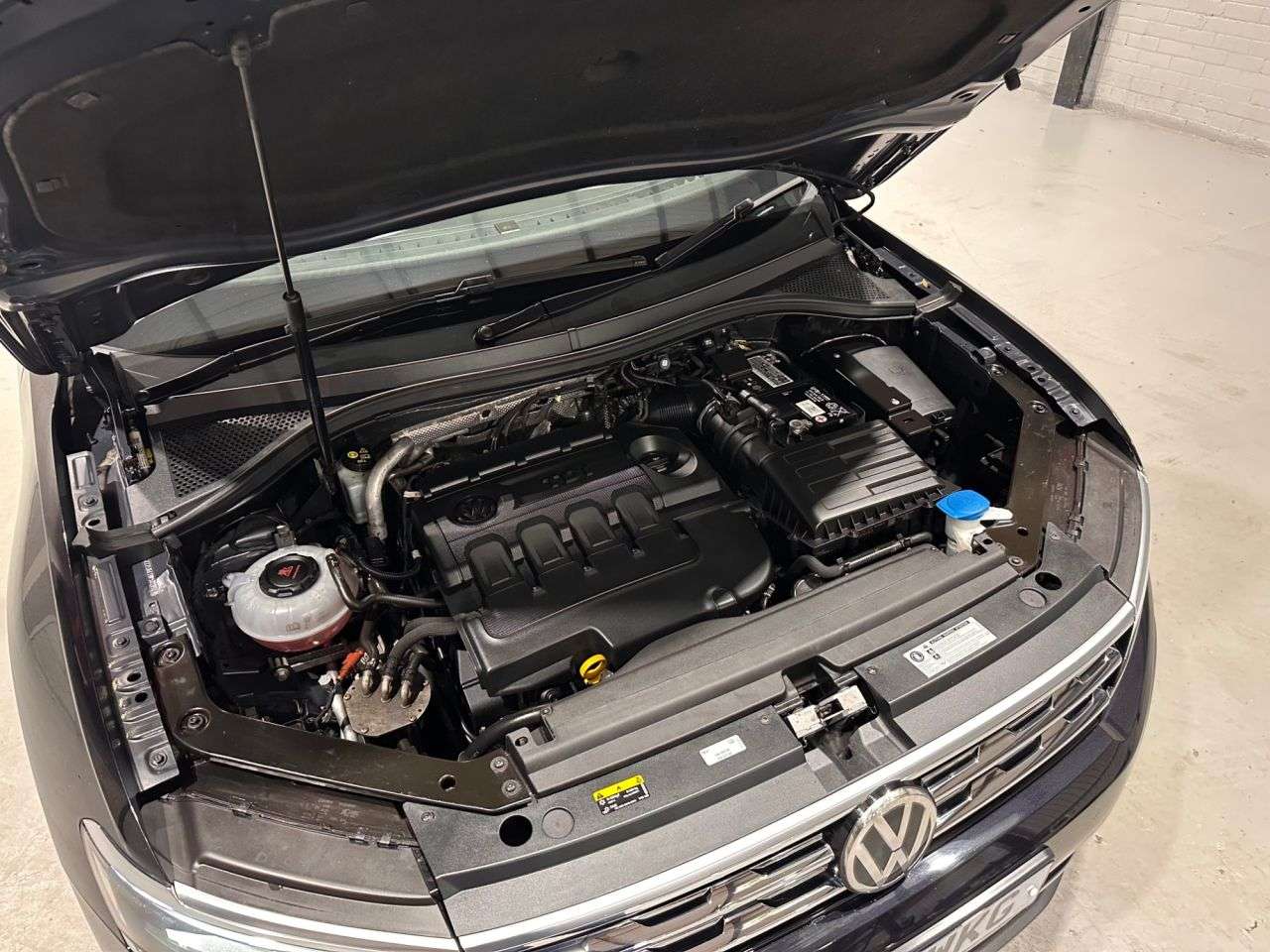 2018 VOLKSWAGEN TIGUAN 2018 VOLKSWAGEN TIGUAN