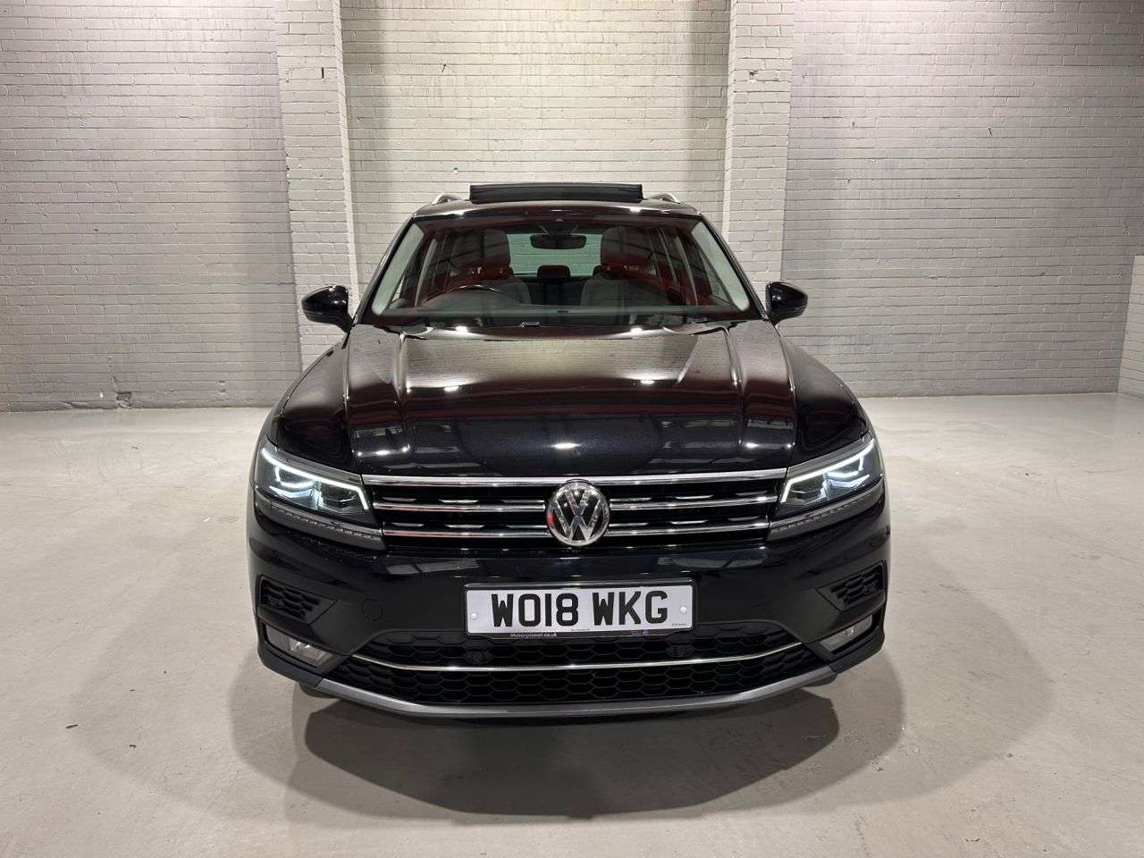 A 2018 VOLKSWAGEN TIGUAN 2.0 TDI SEL SUV 5dr Diesel Manual Euro 6 (s/s) (150 ps) A 2018 VOLKSWAGEN TIGUAN 2.0 TDI SEL SUV 5dr Diesel Manual Euro 6 (s/s) (150 ps)