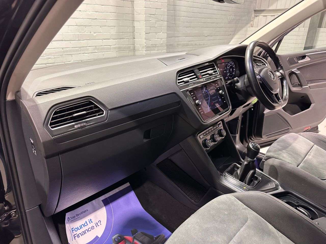 2018 VOLKSWAGEN TIGUAN 2018 VOLKSWAGEN TIGUAN