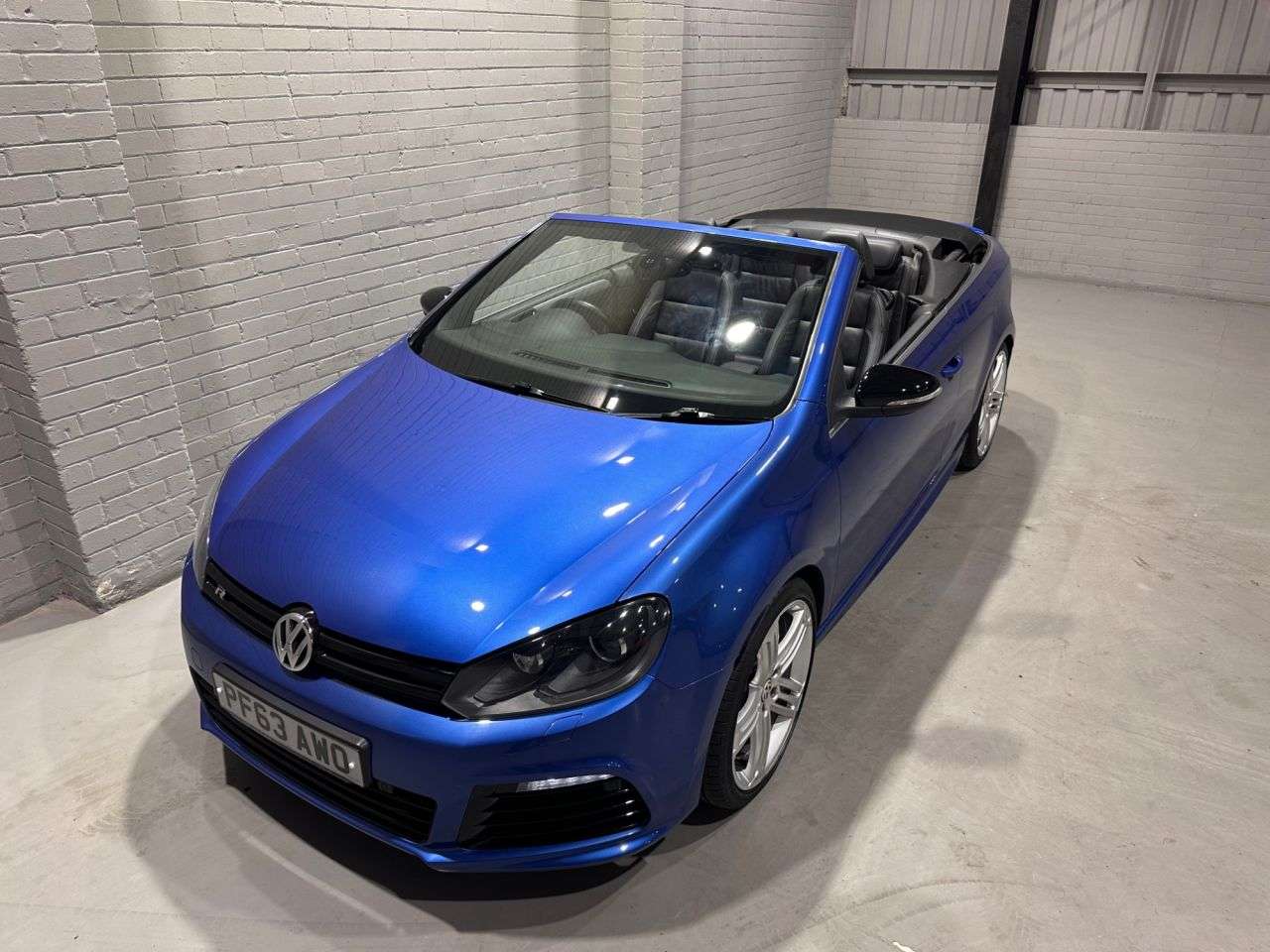 A 2013 VOLKSWAGEN GOLF 2.0 TSI R Cabriolet 2dr Petrol DSG Euro 5 (265 ps) A 2013 VOLKSWAGEN GOLF 2.0 TSI R Cabriolet 2dr Petrol DSG Euro 5 (265 ps)