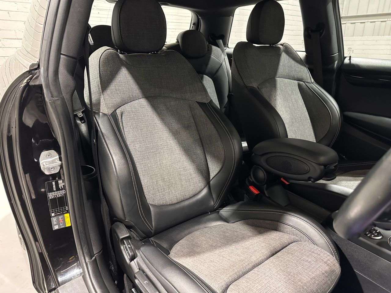 2020 MINI ELECTRIC HATCH 2020 MINI ELECTRIC HATCH