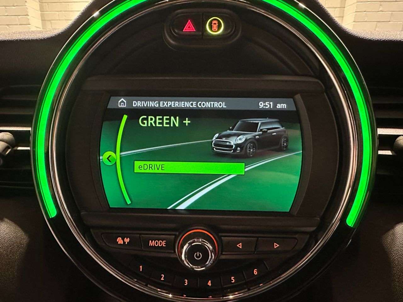 2020 MINI ELECTRIC HATCH 2020 MINI ELECTRIC HATCH