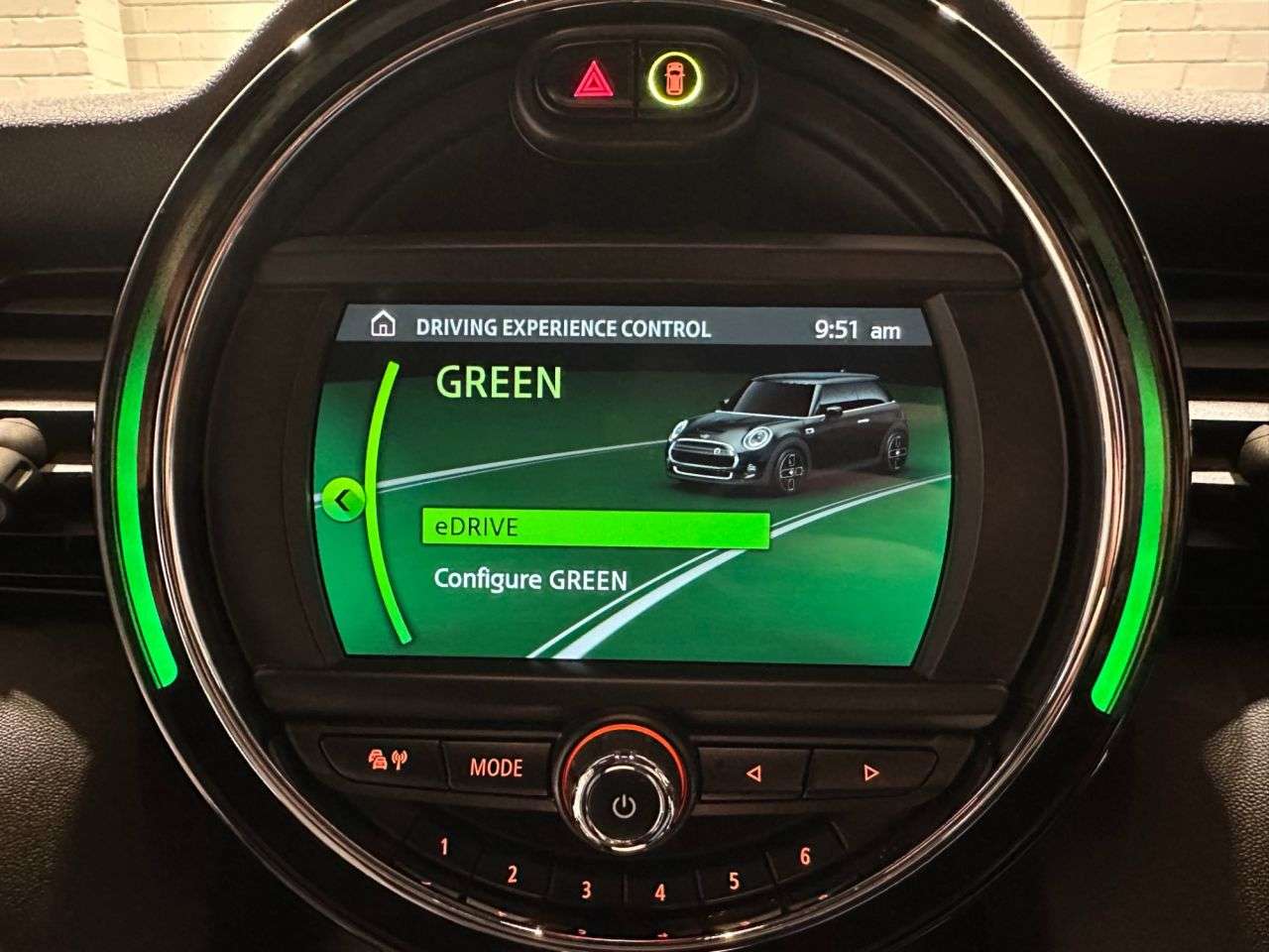 2020 MINI ELECTRIC HATCH 2020 MINI ELECTRIC HATCH