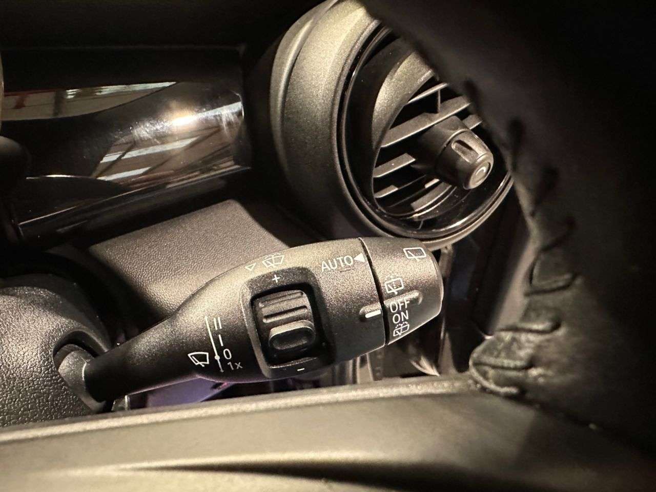 2020 MINI ELECTRIC HATCH 2020 MINI ELECTRIC HATCH