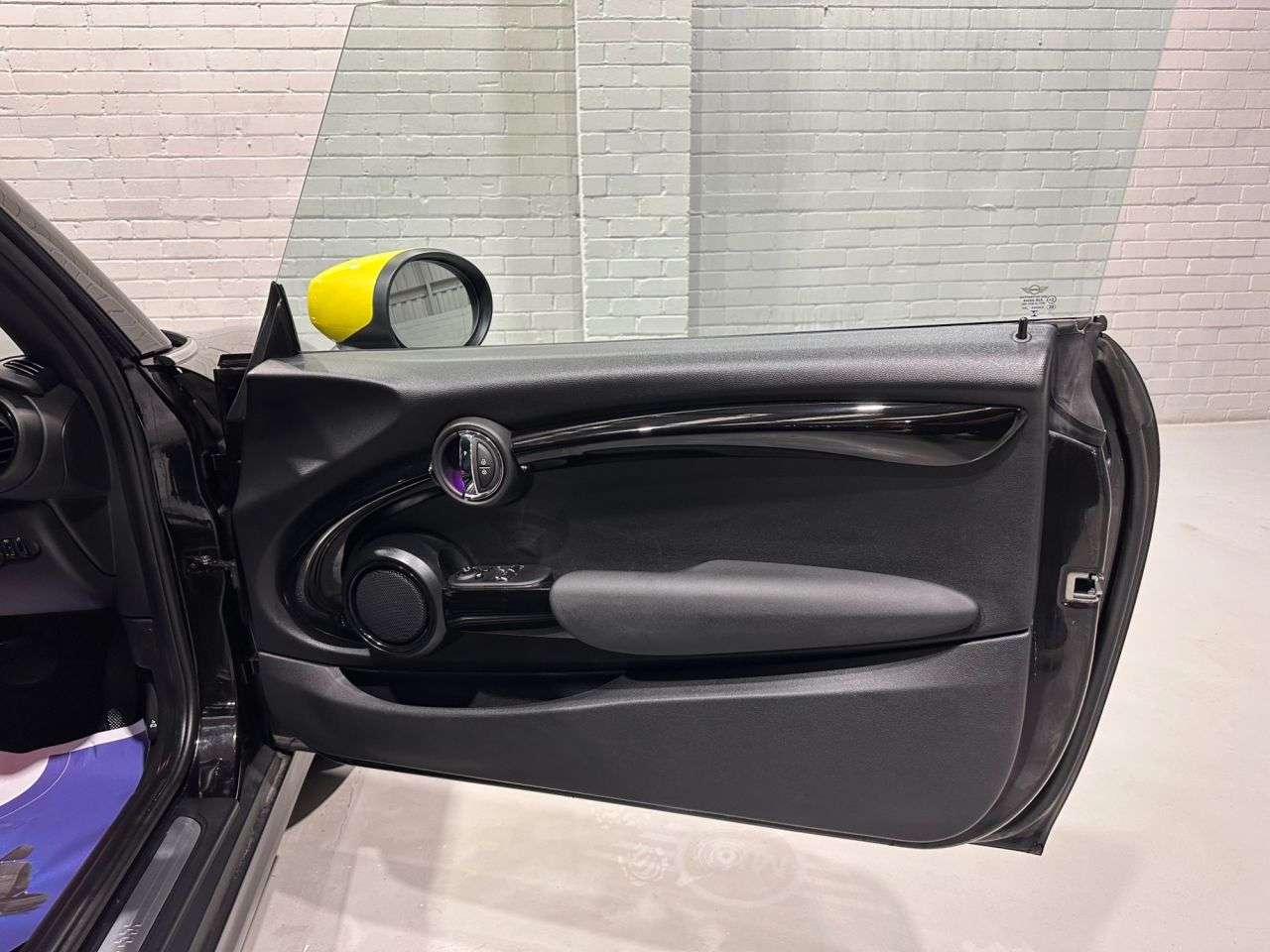 2020 MINI ELECTRIC HATCH 2020 MINI ELECTRIC HATCH