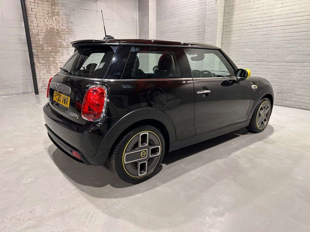 2020 MINI ELECTRIC HATCH 2020 MINI ELECTRIC HATCH