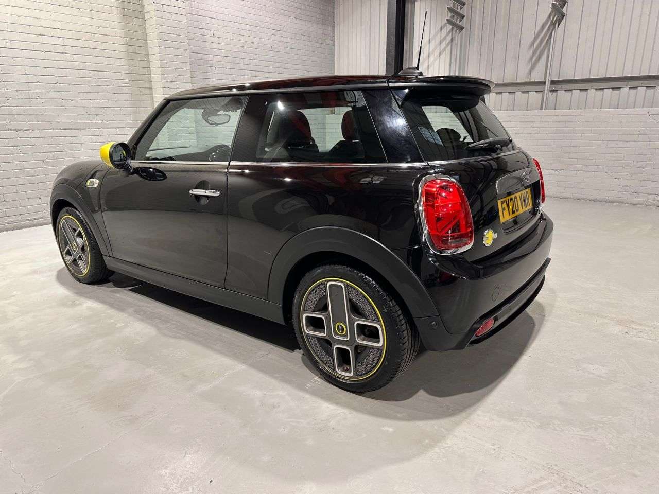 2020 MINI ELECTRIC HATCH 2020 MINI ELECTRIC HATCH
