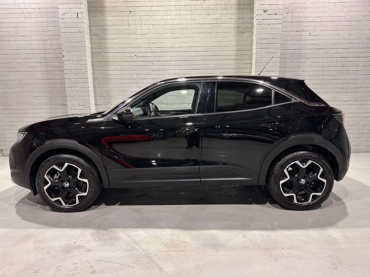 A 2023 VAUXHALL MOKKA ELECTRIC 50kWh Ultimate SUV 5dr Electric Auto (136 ps) A 2023 VAUXHALL MOKKA ELECTRIC 50kWh Ultimate SUV 5dr Electric Auto (136 ps)