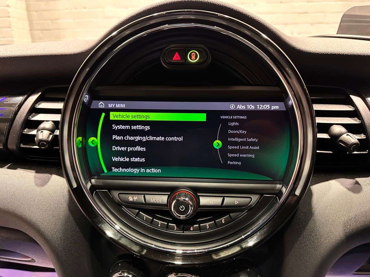 2020 MINI ELECTRIC HATCH 2020 MINI ELECTRIC HATCH