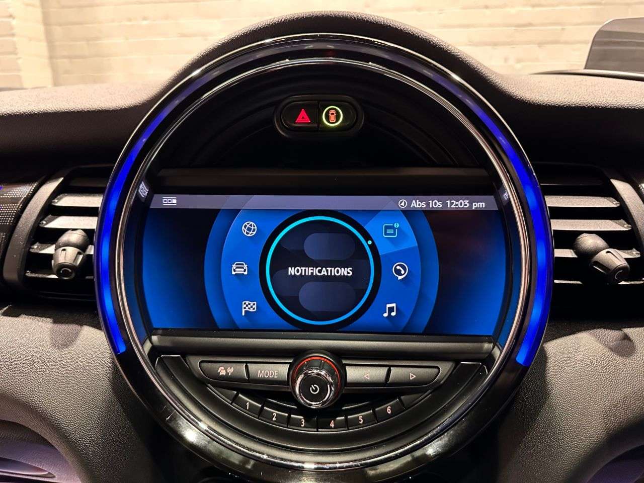 2020 MINI ELECTRIC HATCH 2020 MINI ELECTRIC HATCH