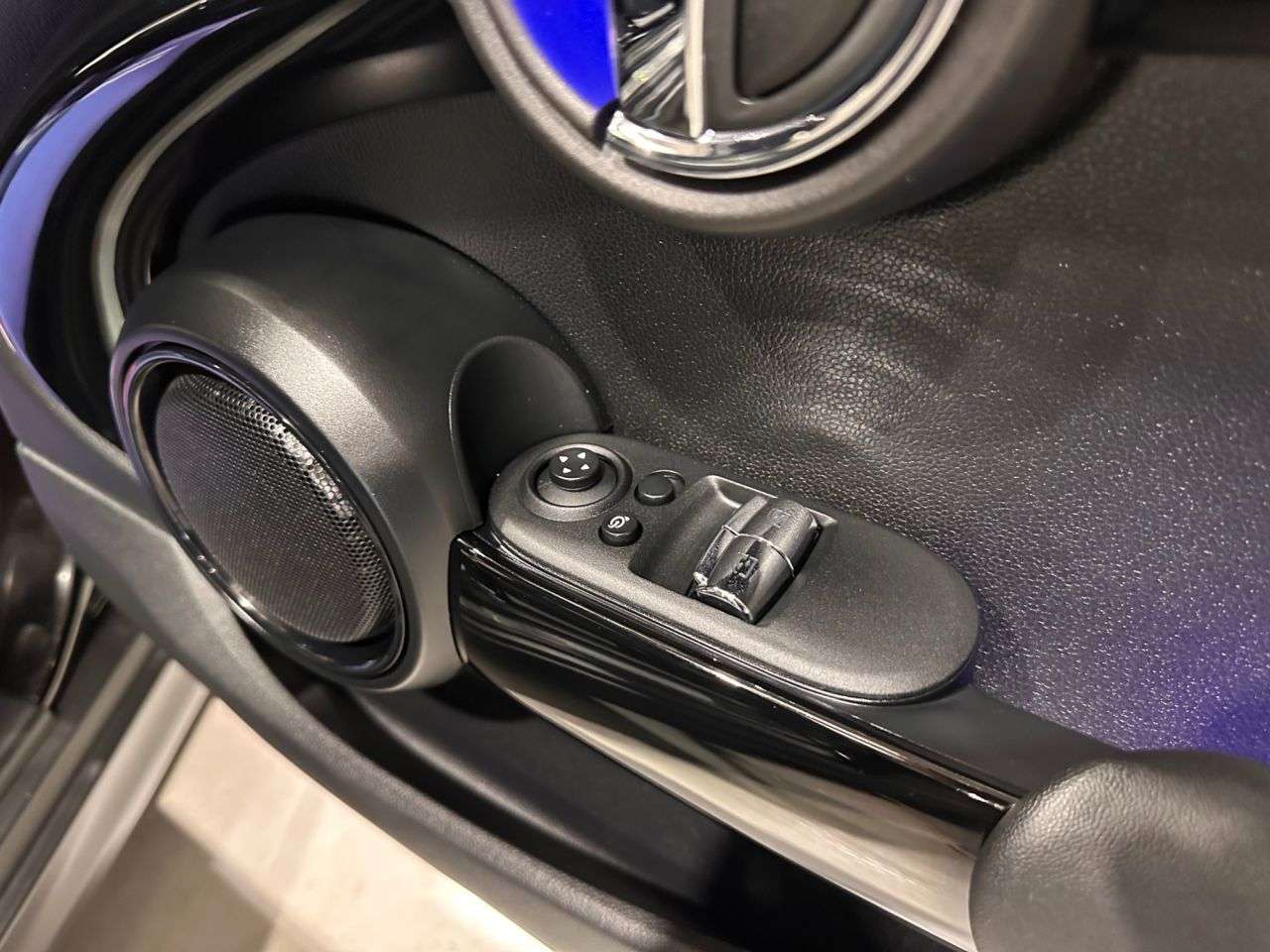 2020 MINI ELECTRIC HATCH 2020 MINI ELECTRIC HATCH