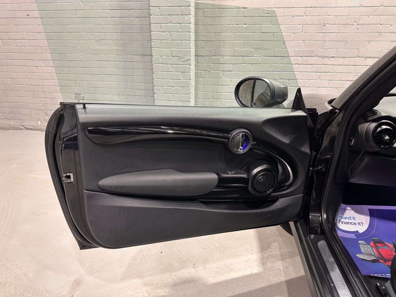 2020 MINI ELECTRIC HATCH 2020 MINI ELECTRIC HATCH