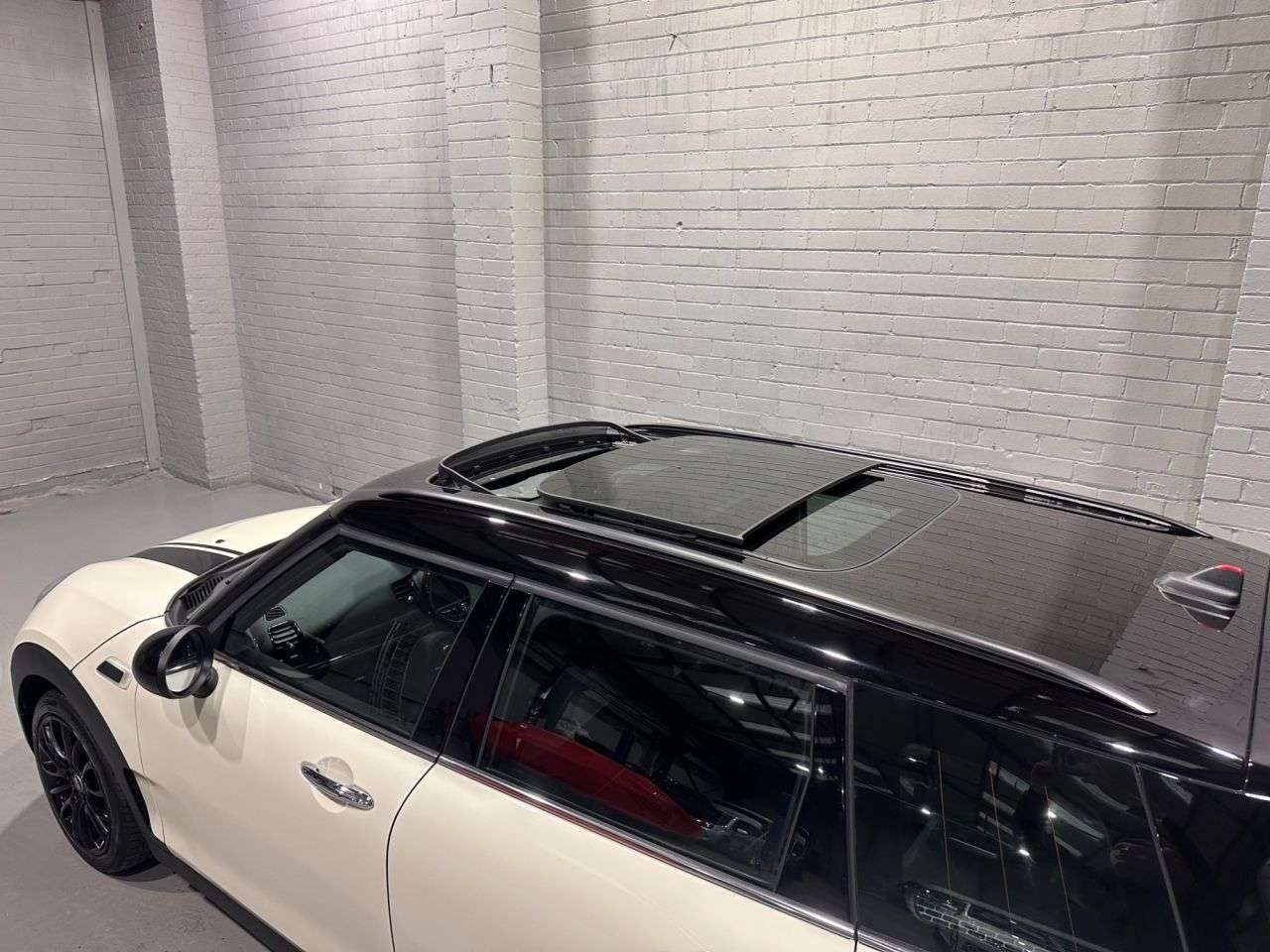 2016 MINI CLUBMAN 2016 MINI CLUBMAN