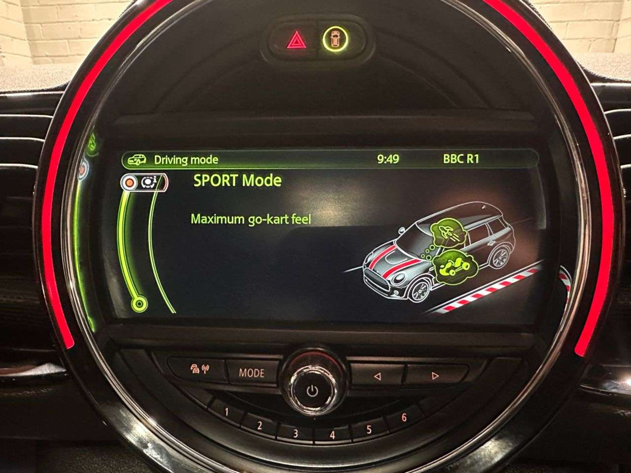 2016 MINI CLUBMAN 2016 MINI CLUBMAN