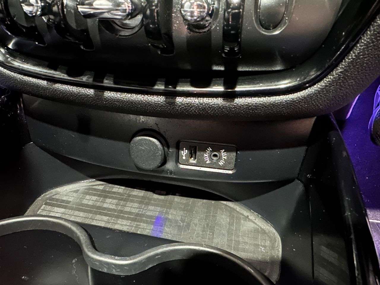 2016 MINI CLUBMAN 2016 MINI CLUBMAN