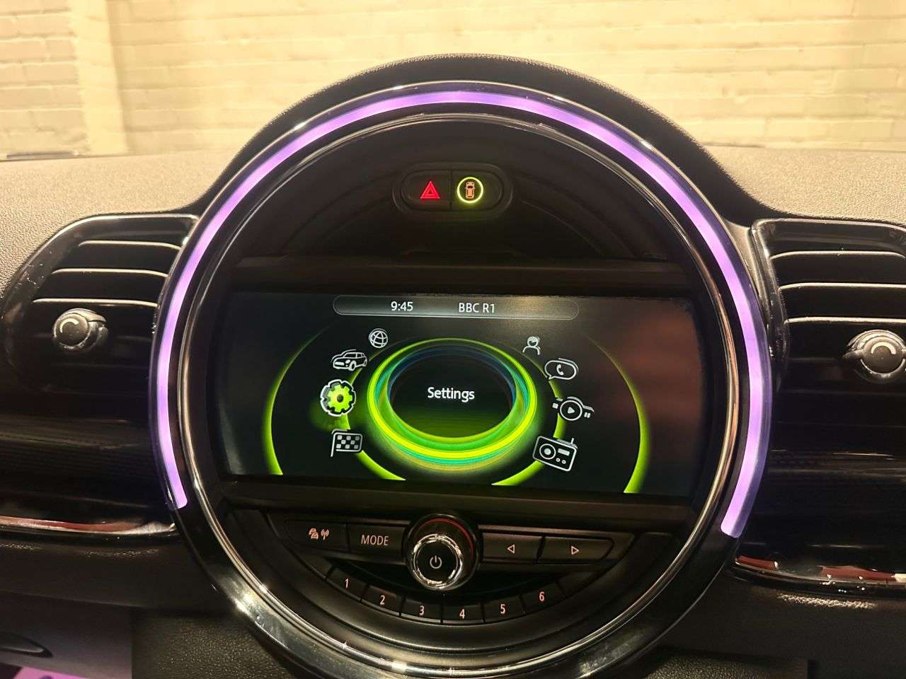 2016 MINI CLUBMAN 2016 MINI CLUBMAN