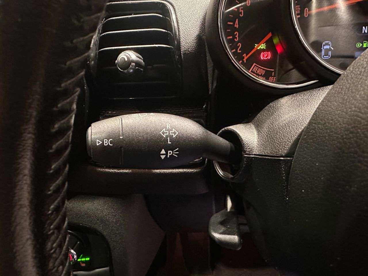 2016 MINI CLUBMAN 2016 MINI CLUBMAN