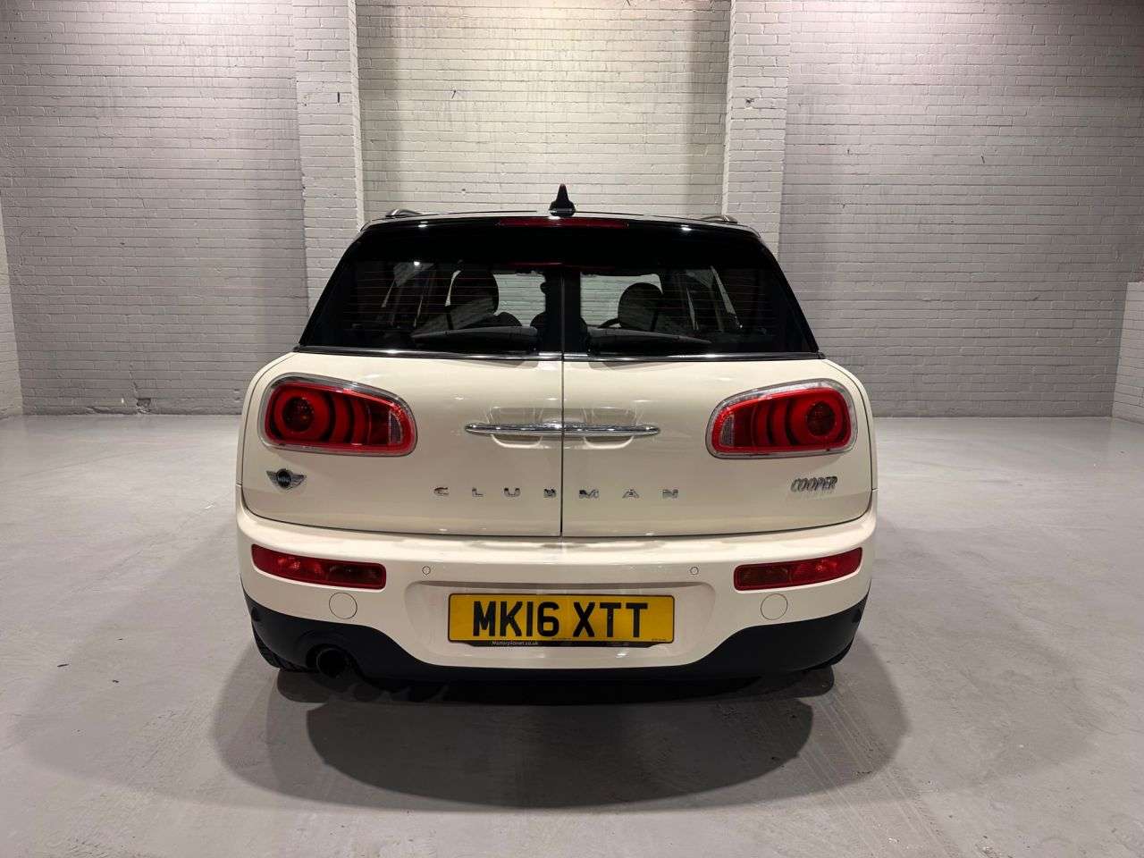 2016 MINI CLUBMAN 2016 MINI CLUBMAN