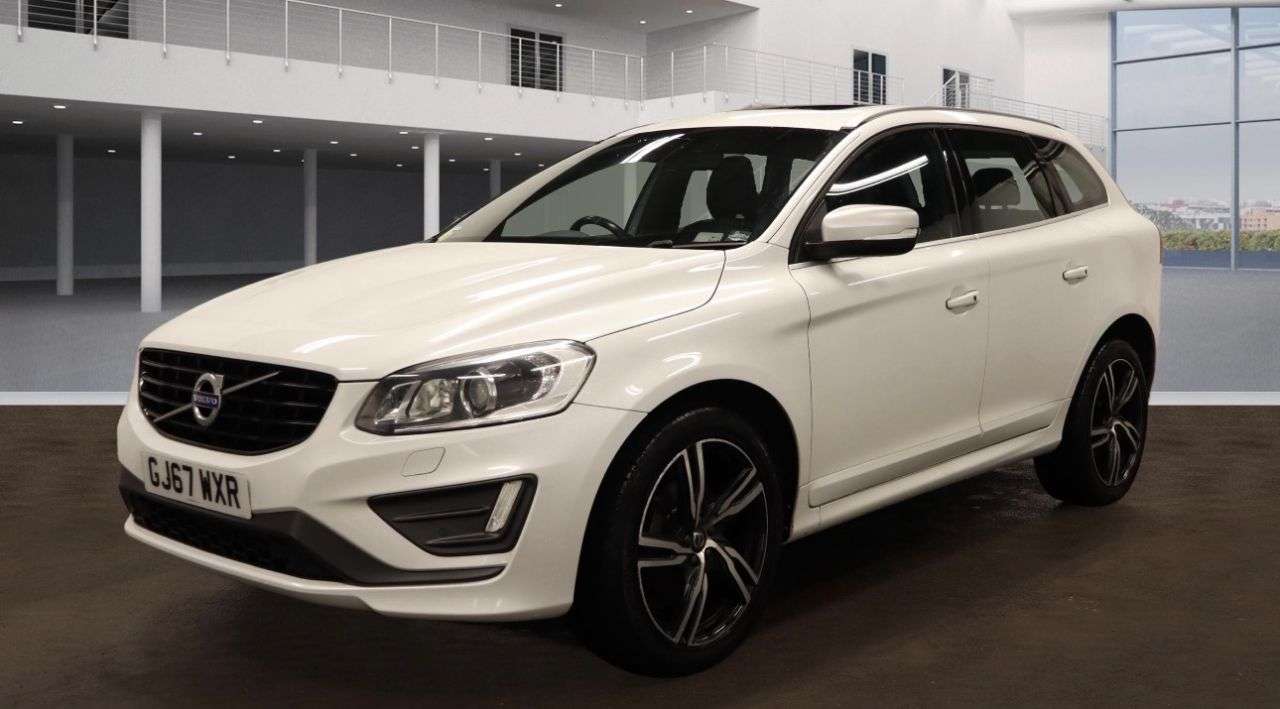 A 2017 VOLVO XC60 2.4 D5 R-Design Lux Nav SUV 5dr Diesel Auto AWD Euro 6 (s/s) (220 ps) A 2017 VOLVO XC60 2.4 D5 R-Design Lux Nav SUV 5dr Diesel Auto AWD Euro 6 (s/s) (220 ps)