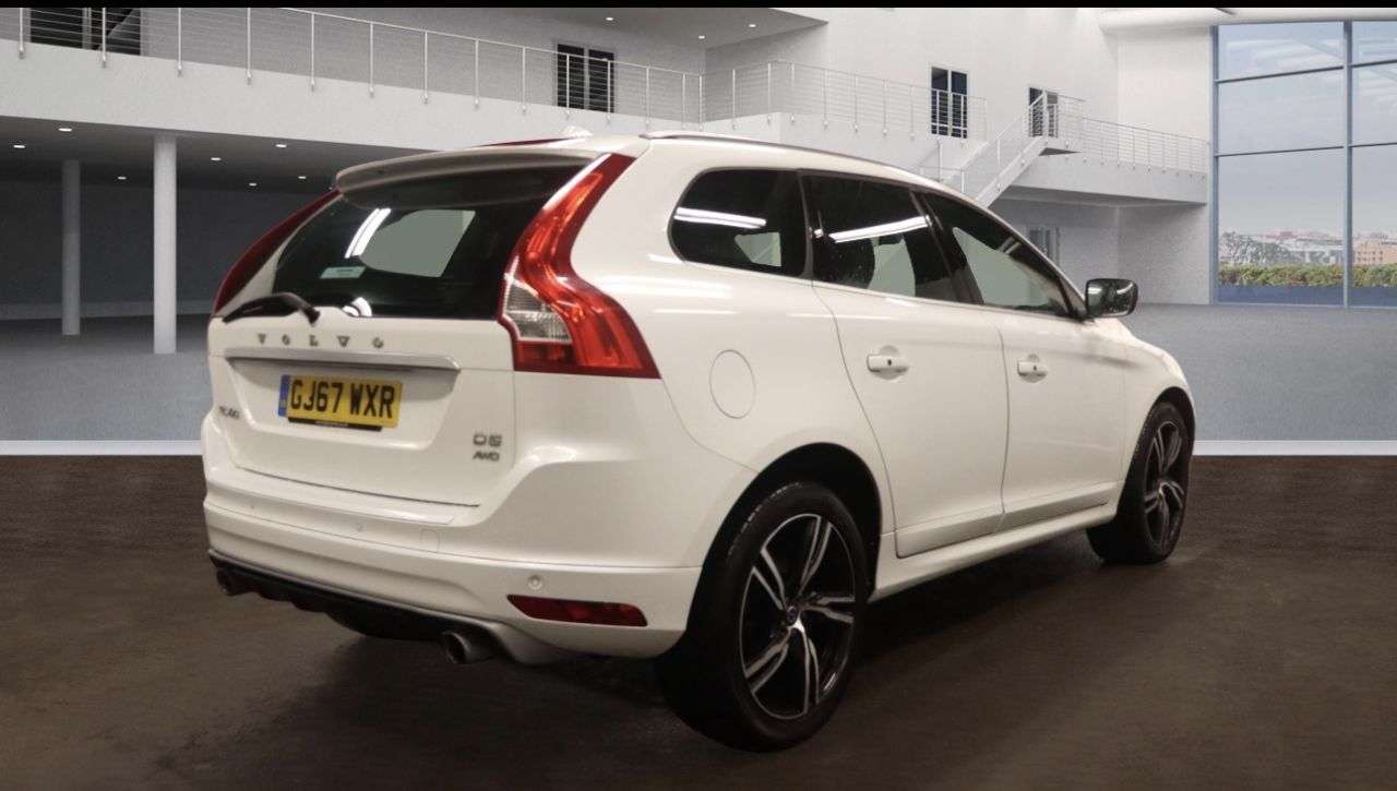 2017 VOLVO XC60 2017 VOLVO XC60