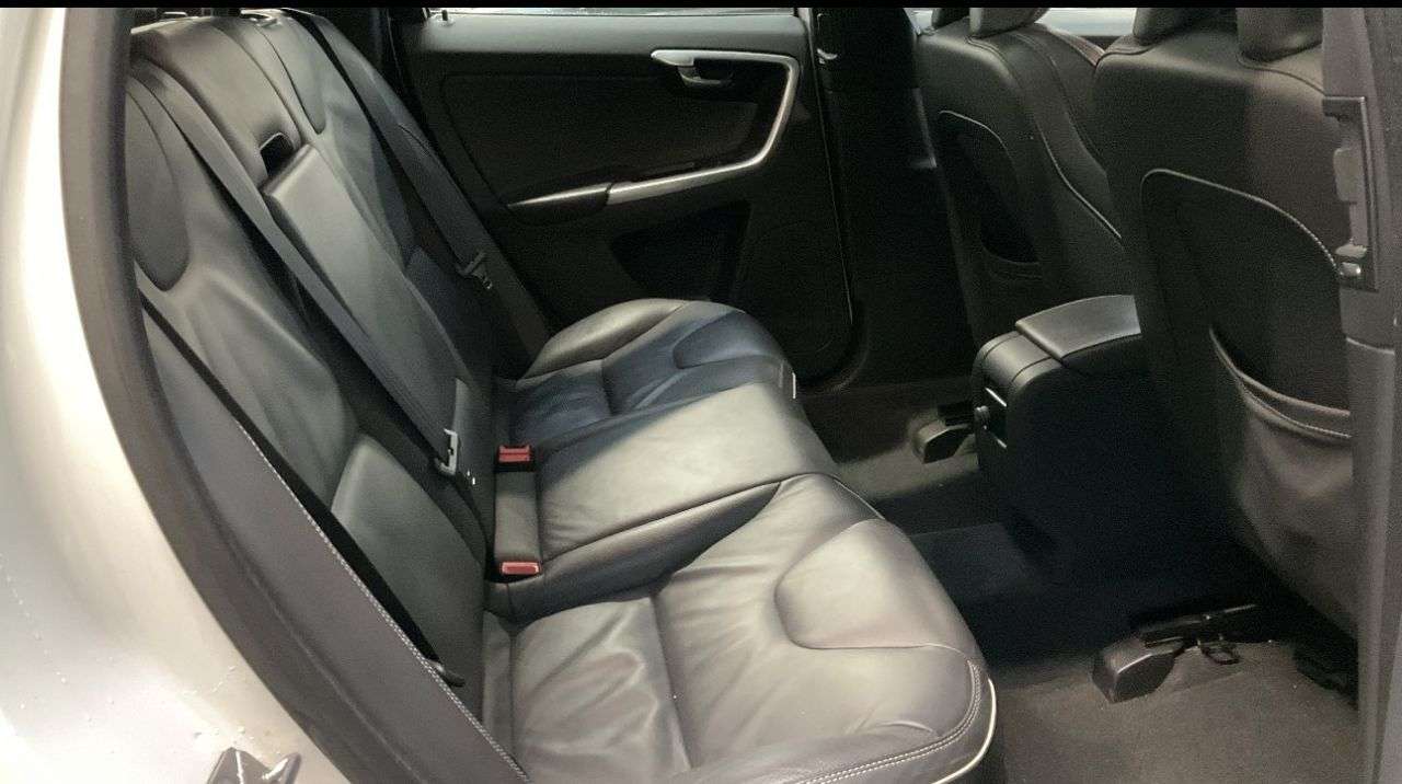 2017 VOLVO XC60 2017 VOLVO XC60