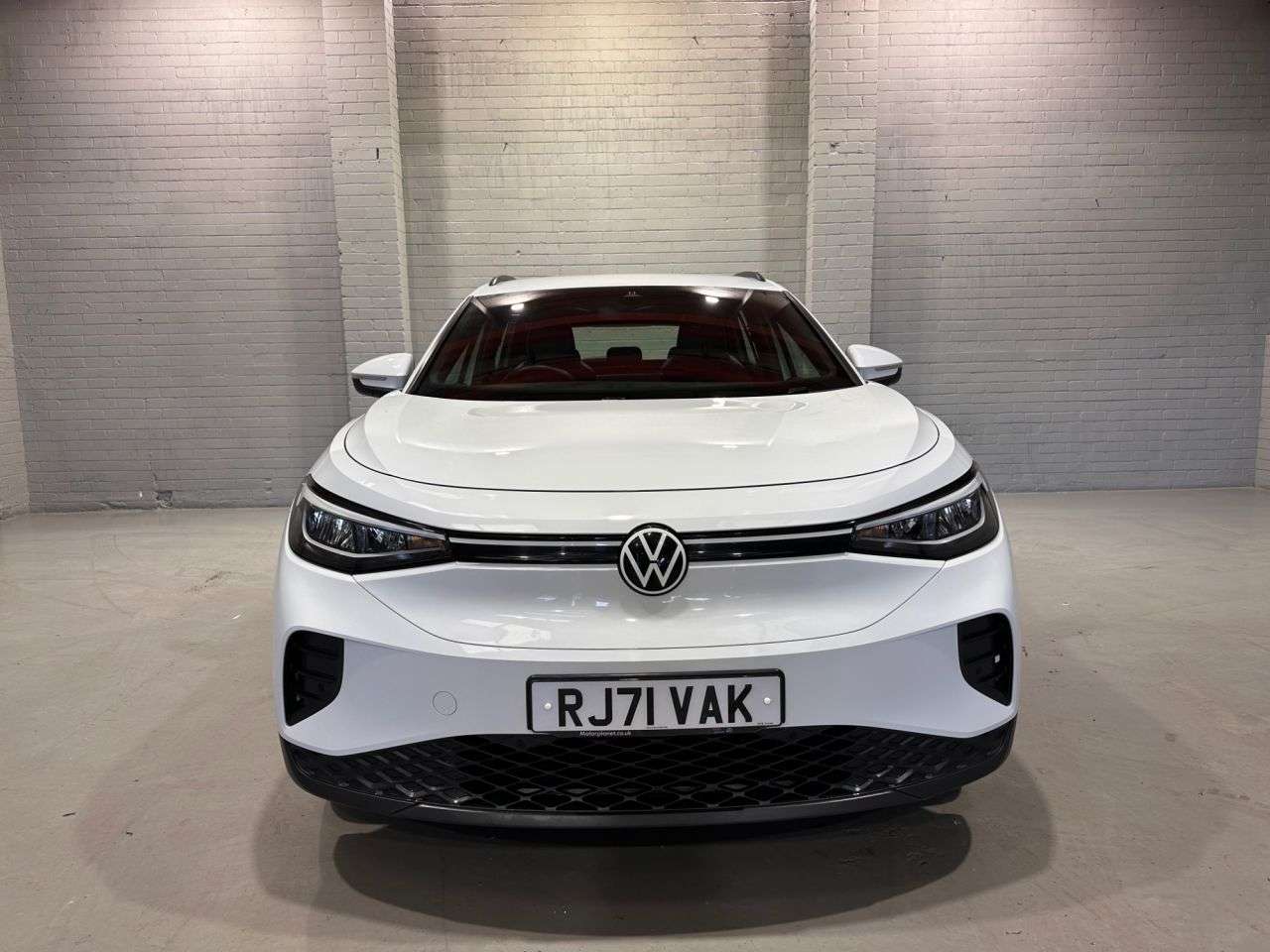 A 2022 VOLKSWAGEN ID.4 Pro Performance 77kWh Life SUV 5dr Electric Auto (204 ps) A 2022 VOLKSWAGEN ID.4 Pro Performance 77kWh Life SUV 5dr Electric Auto (204 ps)