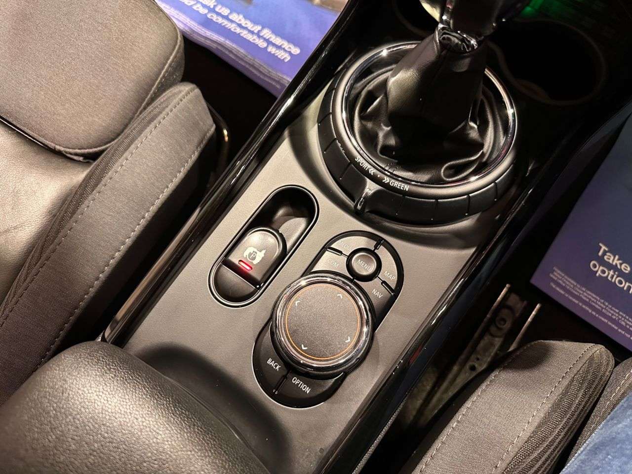 2017 MINI CLUBMAN 2017 MINI CLUBMAN