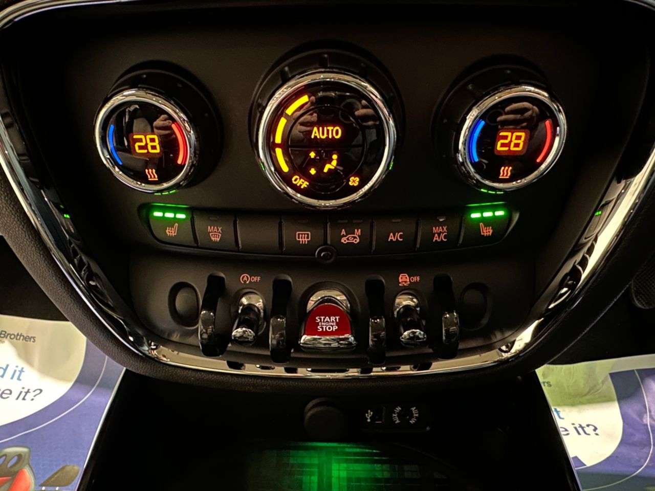 2017 MINI CLUBMAN 2017 MINI CLUBMAN