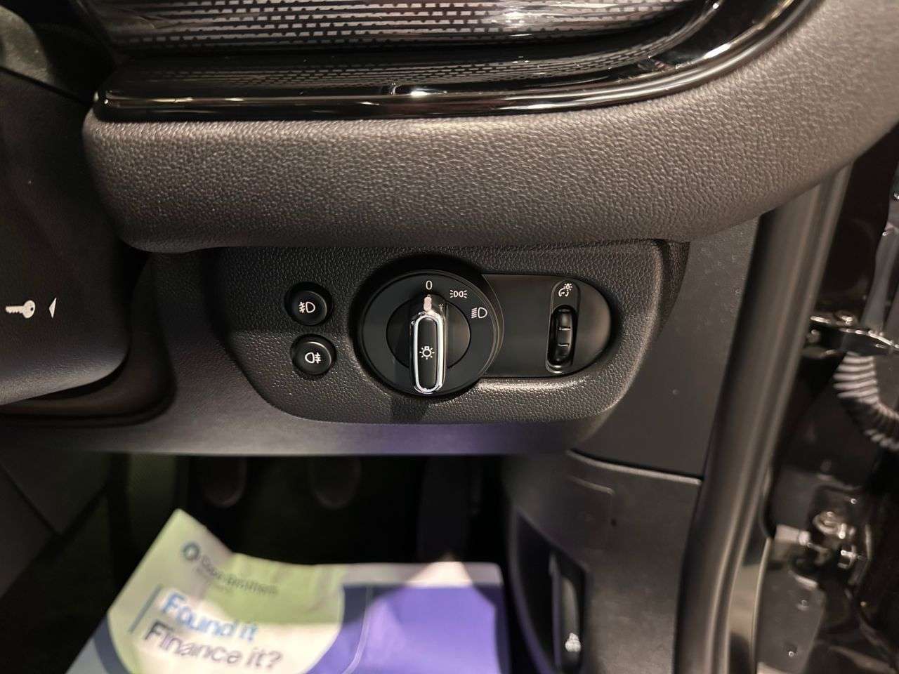 2017 MINI CLUBMAN 2017 MINI CLUBMAN